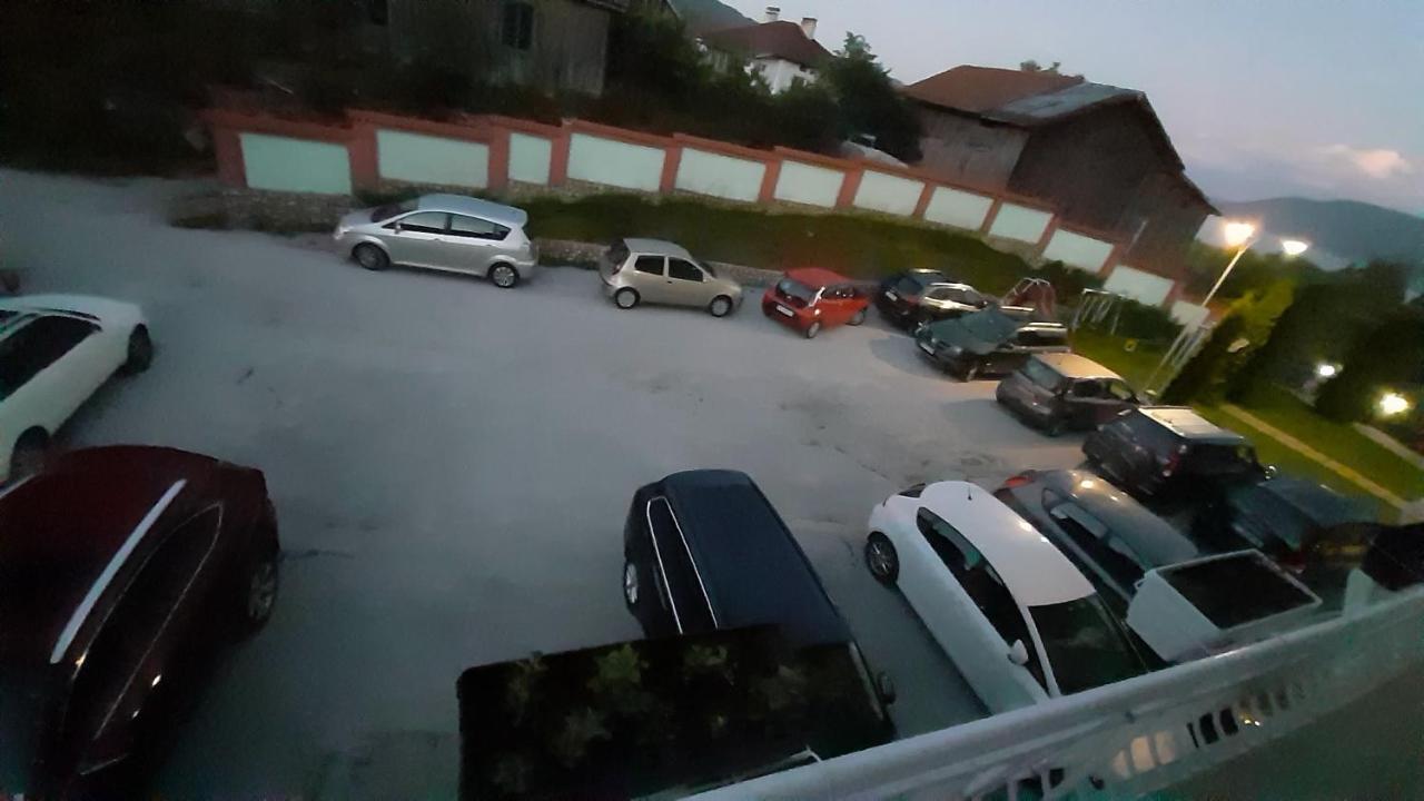 Family Hotel Panorama Sarnitsa Bagian luar foto
