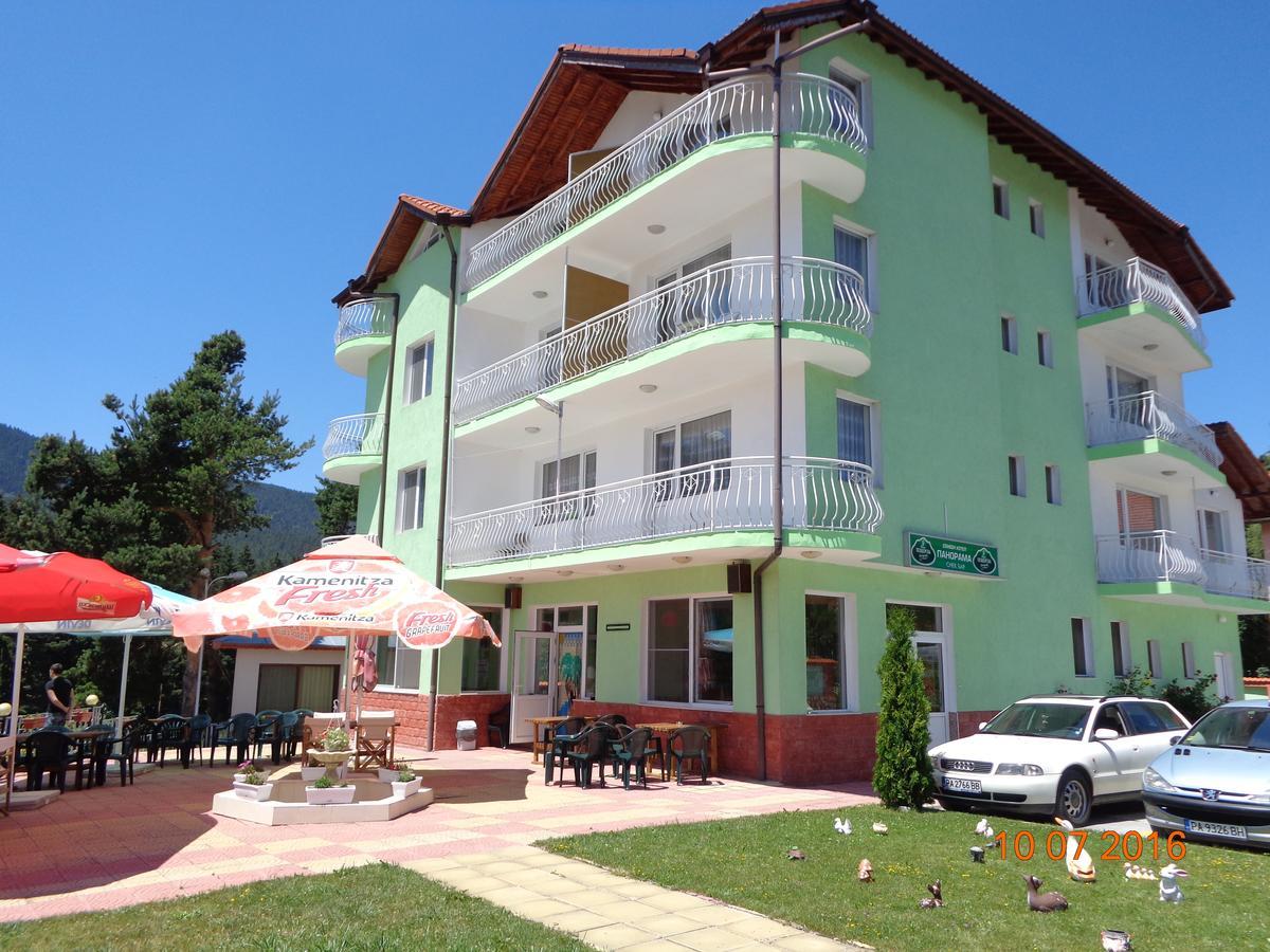 Family Hotel Panorama Sarnitsa Bagian luar foto